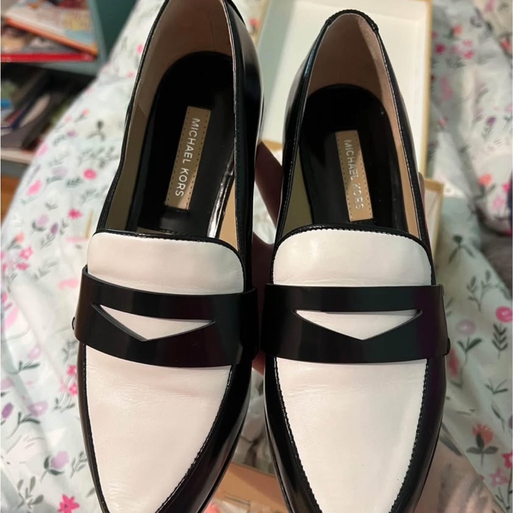 Michael Kors Optic White Leather Shoes